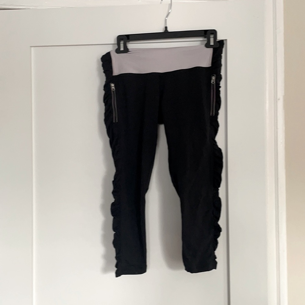 Running capris